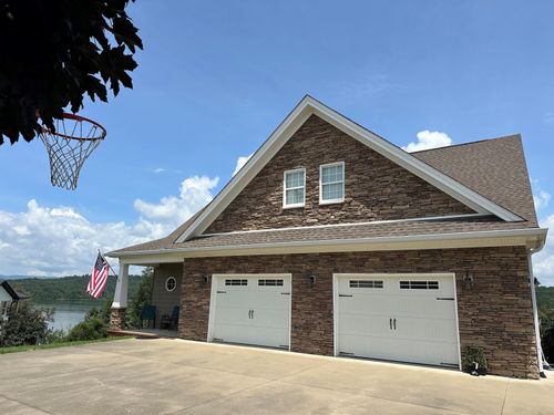 2862 Scenic Lake Cir, Morristown, TN, 37814-6703 | Card Image
