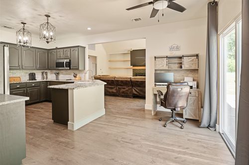 109 Enchanted Dr, Enchanted Oaks, TX, 75156-9002 | Card Image