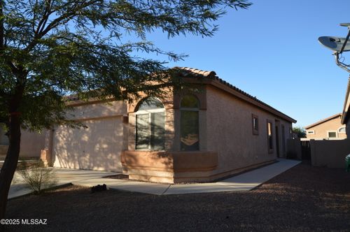 267 E Camino Limon Verde, Sahuarita, AZ, 85629-8745 | Card Image