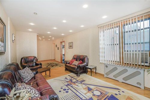apt-1n-2685 E 7th St, Brooklyn, NY, 11235-6249 | Card Image