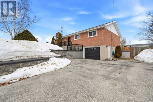 8271 Highway 93, Tiny, ON, L0K2E1 | Card Image