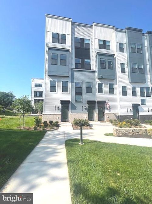 14431 Glen Manor Dr, CHANTILLY, VA, 20151-1865 | Card Image