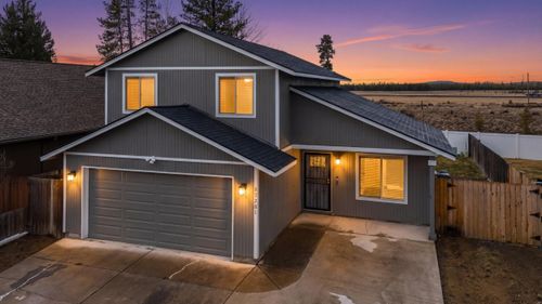 51281 Riley Ln, La Pine, OR, 97739-9068 | Card Image