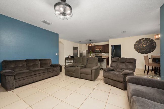 325 Briar Patch Loop, House other with 3 bedrooms, 2 bathrooms and null parking in DAVENPORT FL | Image 7