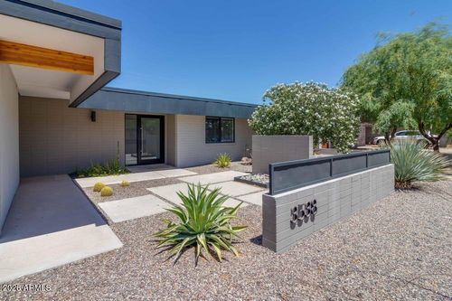 3538 E Gold Dust Ave, Phoenix, AZ, 85028-3951 | Card Image