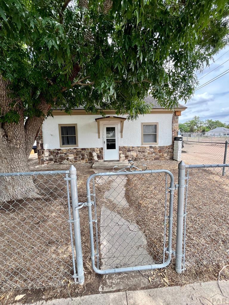Elm Ave, Rocky Ford, CO 81067