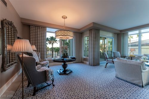 unit-304-1 Hughes Center Dr, Las Vegas, NV, 89169-6707 | Card Image