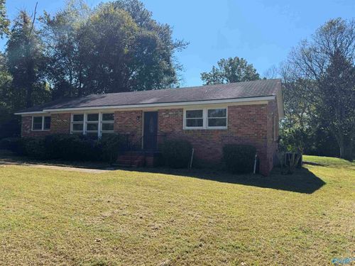 2215 Sullivan Rd Nw, Huntsville, AL, 35810-2358 | Card Image