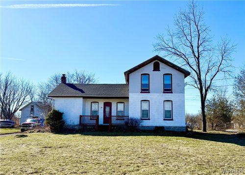 13123 Main Rd, Akron, NY, 14001-9327 | Card Image