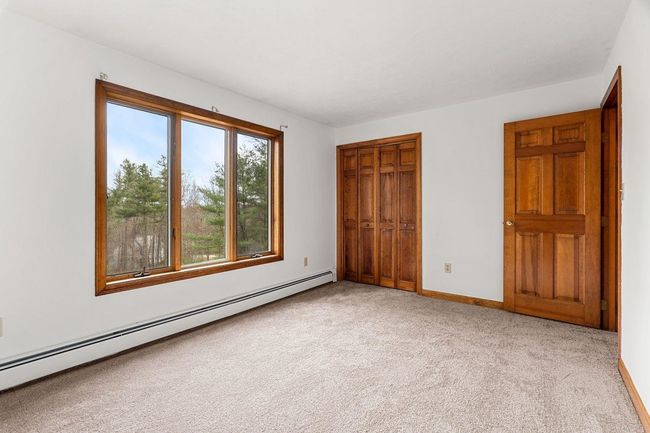 207 Hayden Rd, House other with 4 bedrooms, 4 bathrooms and null parking in Hollis NH | Image 24