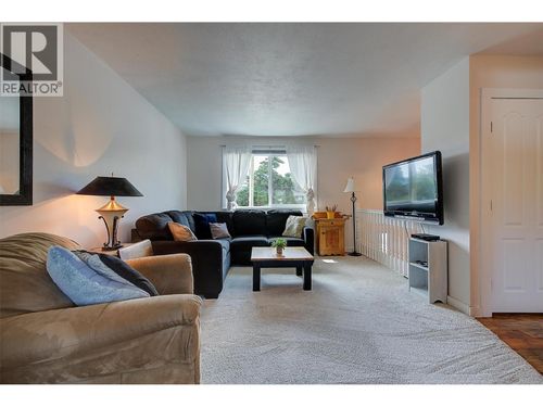 2745 Cameron Rd, West Kelowna, BC, V1Z3K5 | Card Image