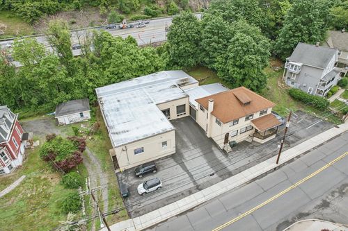 ste-a-40 Wayne Ave, Suffern, NY, 10901-4653 | Card Image