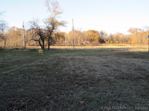 436497 E 1660 Rd, Tuskahoma, OK, 74574-5904 | Card Image