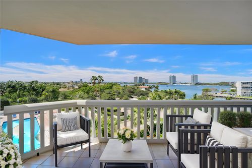 apt-503-1000 E Island Blvd, Aventura, FL, 33160-5607 | Card Image