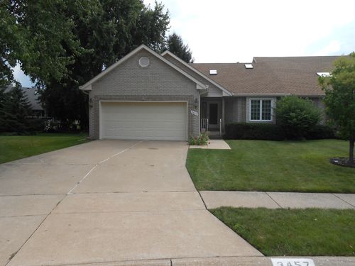 0-3457 Maple Glen Dr, Bettendorf, IA, 52722-2898 | Card Image