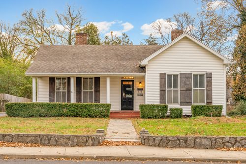 2120 S Main St, Hopkinsville, KY, 42240-1758 | Card Image