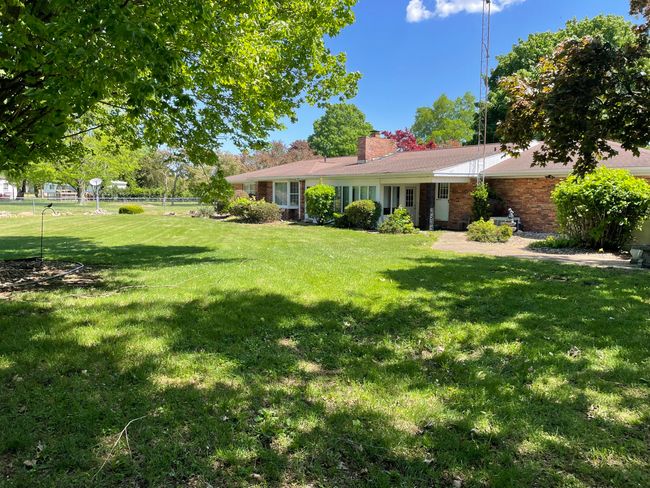 BACK OF HOUSE | Image 38