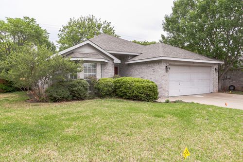 366 Dalhart Dr, Weatherford, TX, 76086-3525 | Card Image