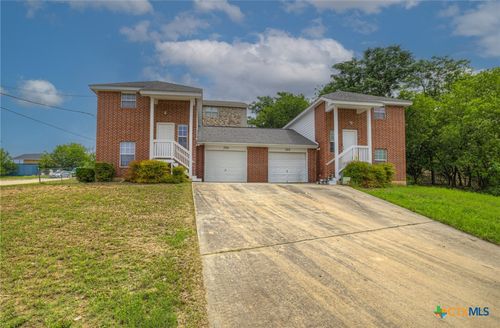 723 Woodcrest Cir, New Braunfels, TX, 78130-3536 | Card Image