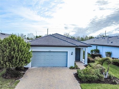 2244 Yellowfin Cir, NAPLES, FL, 34114-8337 | Card Image