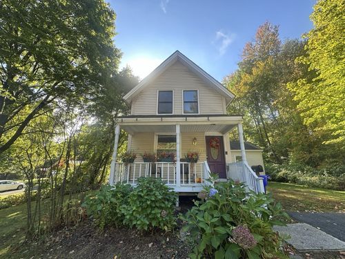 22 Laurel, Greenfield, MA, 01301 | Card Image