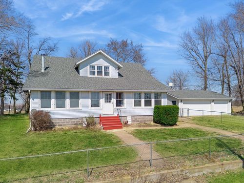 266 Hoover Hwy, Lowden, IA, 52255-9510 | Card Image