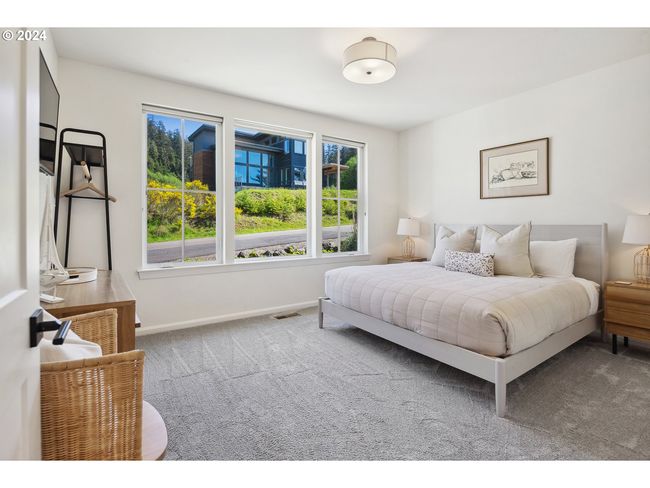 54150 S Beach Rd, House other with 6 bedrooms, 7 bathrooms and 2 parking in Neskowin OR | Image 35