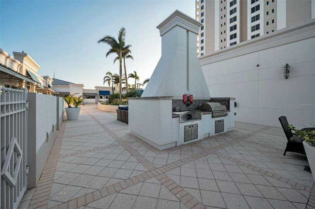 APT-2402 - 331 Cleveland St, Condo with 2 bedrooms, 2 bathrooms and null parking in Clearwater FL | Image 16