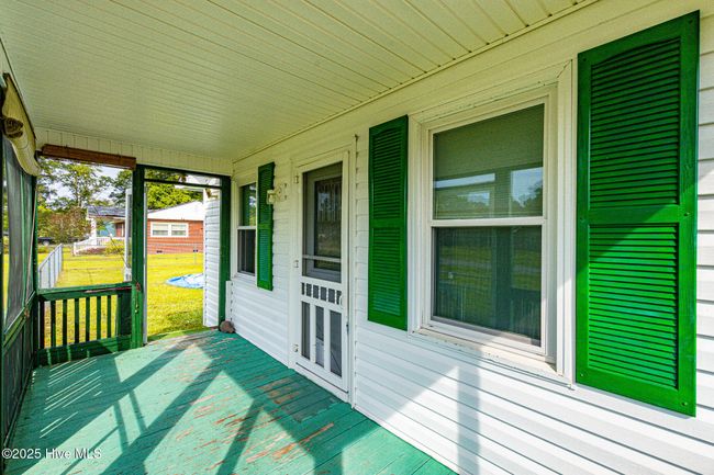 221 Core Rd, House other with 1 bedrooms, 1 bathrooms and null parking in Richlands NC | Image 5