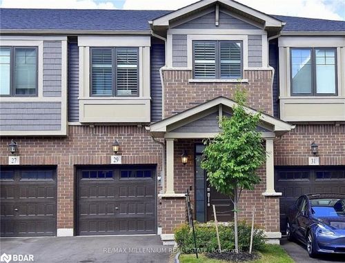 29 Hibiscus Lane, Hamilton, ON, L8K0A4 | Card Image