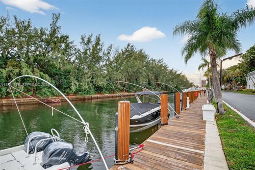 apt-3-6471 Bay Club Dr, Fort Lauderdale, FL, 33308-1732 | Card Image