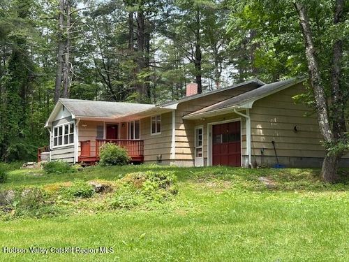 33 Dermody Rd, Canaan, NY, 12029-1902 | Card Image