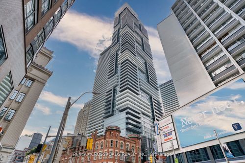 2906-7 Grenville St, Toronto, ON, M4Y0E9 | Card Image