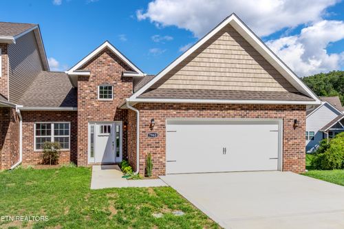 63-7960 Conductor Way, Knoxville, TN, 37931-4068 | Card Image