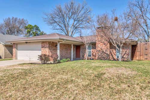 1621 Lexington Place, Bedford, TX, 76022 | Card Image