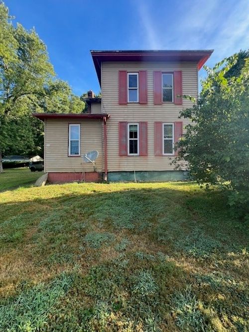 1247 Walnut St, Stoneboro, PA, 16153-2517 | Card Image