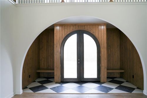 26103 E Blue Mills Rd, Independence, MO, 64058 | Card Image