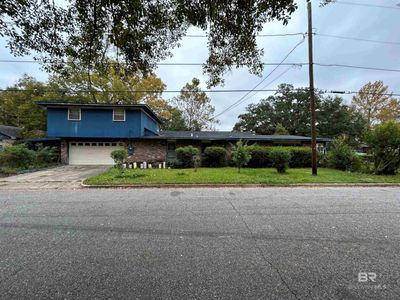 1712 Waterford Street, House other with 5 bedrooms, 2 bathrooms and null parking in Mobile AL | Image 1