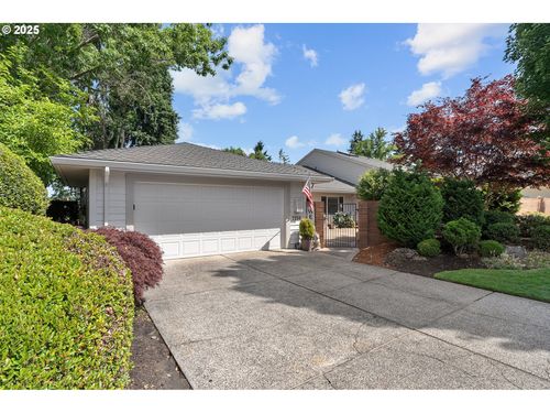7250 Sw Arbor Lake Dr, Wilsonville, OR, 97070-8460 | Card Image
