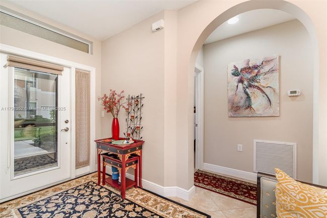 B - 10659 Pelican Preserve Blvd, Condo with 3 bedrooms, 2 bathrooms and null parking in FORT MYERS FL | Image 6