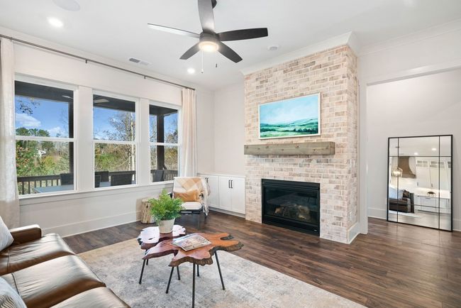 117 Pinnacle Dr, Home with 3 bedrooms, 2 bathrooms and 2 parking in Ellijay GA | Image 5