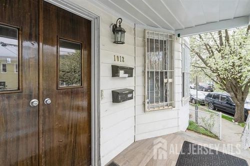 1012 Paterson Plank Rd, North Bergen, NJ, 07047-1846 | Card Image