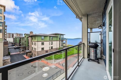 apt-421-4961 Main St, Tacoma, WA, 98407-2937 | Card Image