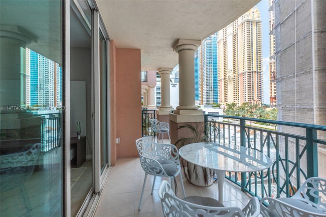 APT-603 - 17555 Atlantic Blvd, Condo with 2 bedrooms, 2 bathrooms and null parking in Sunny Isles Beach FL | Image 39