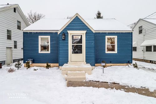 1015 Burton St Se, Grand Rapids, MI, 49507-3323 | Card Image