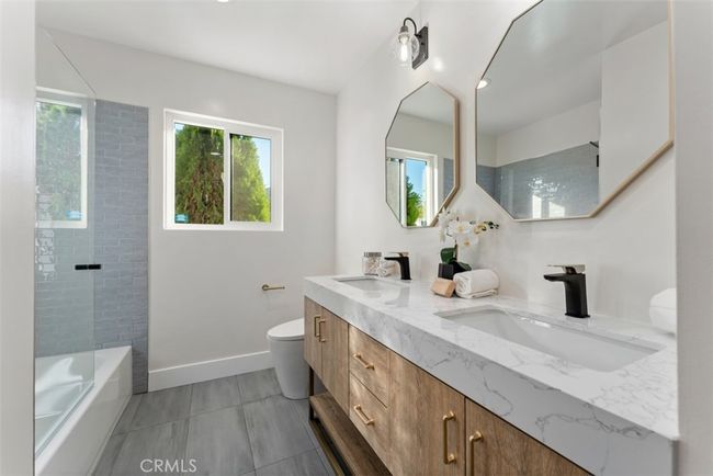 60468 Latham Trl, House other with 3 bedrooms, 2 bathrooms and 2 parking in Joshua Tree CA | Image 13