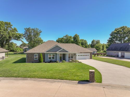 509 Kentucky St, MOBERLY, MO, 65270-4730 | Card Image