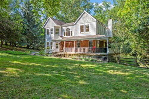 136 Private Rd, Brookhaven, NY, 11719 | Card Image