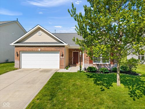 18761 Big Circle Dr, Noblesville, IN, 46062-6570 | Card Image