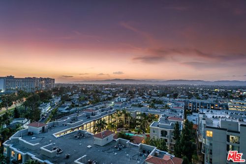 1109-13700 Marina Pointe Dr, Marina del Rey, CA, 90292-9297 | Card Image